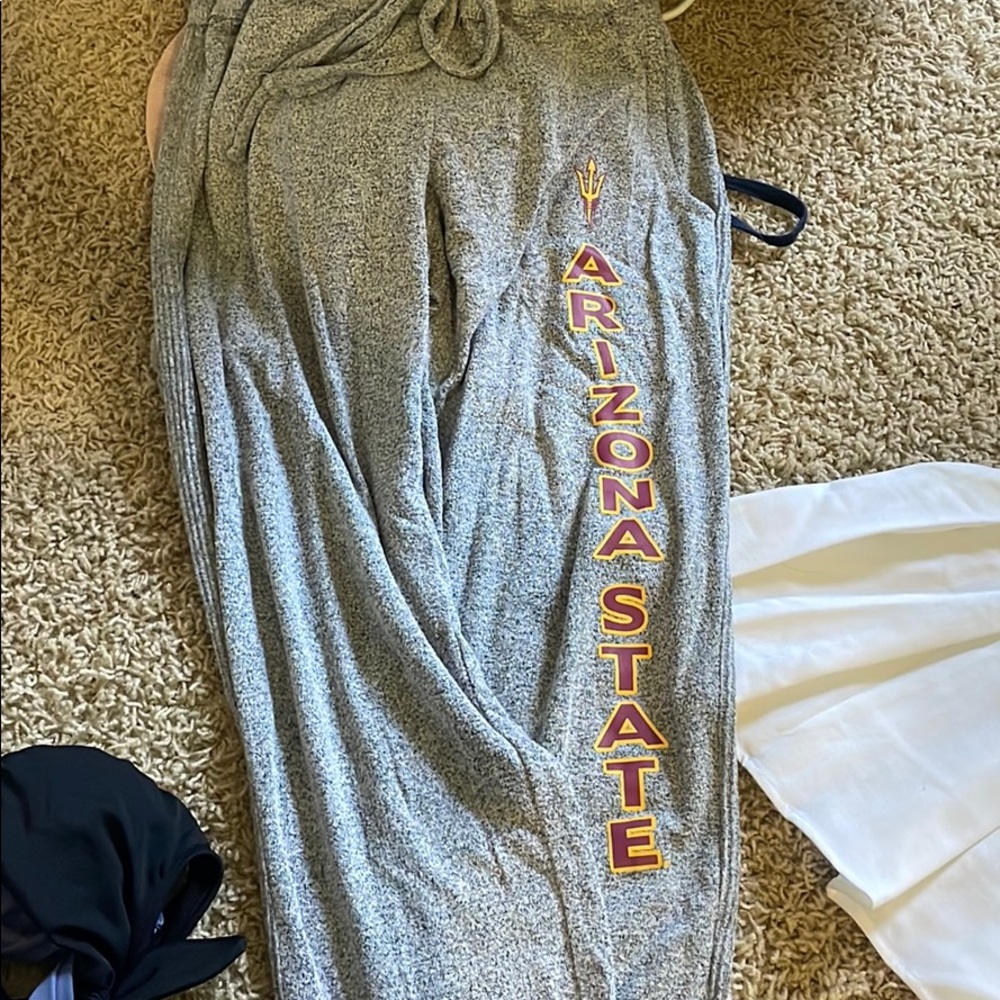 Sweat pants